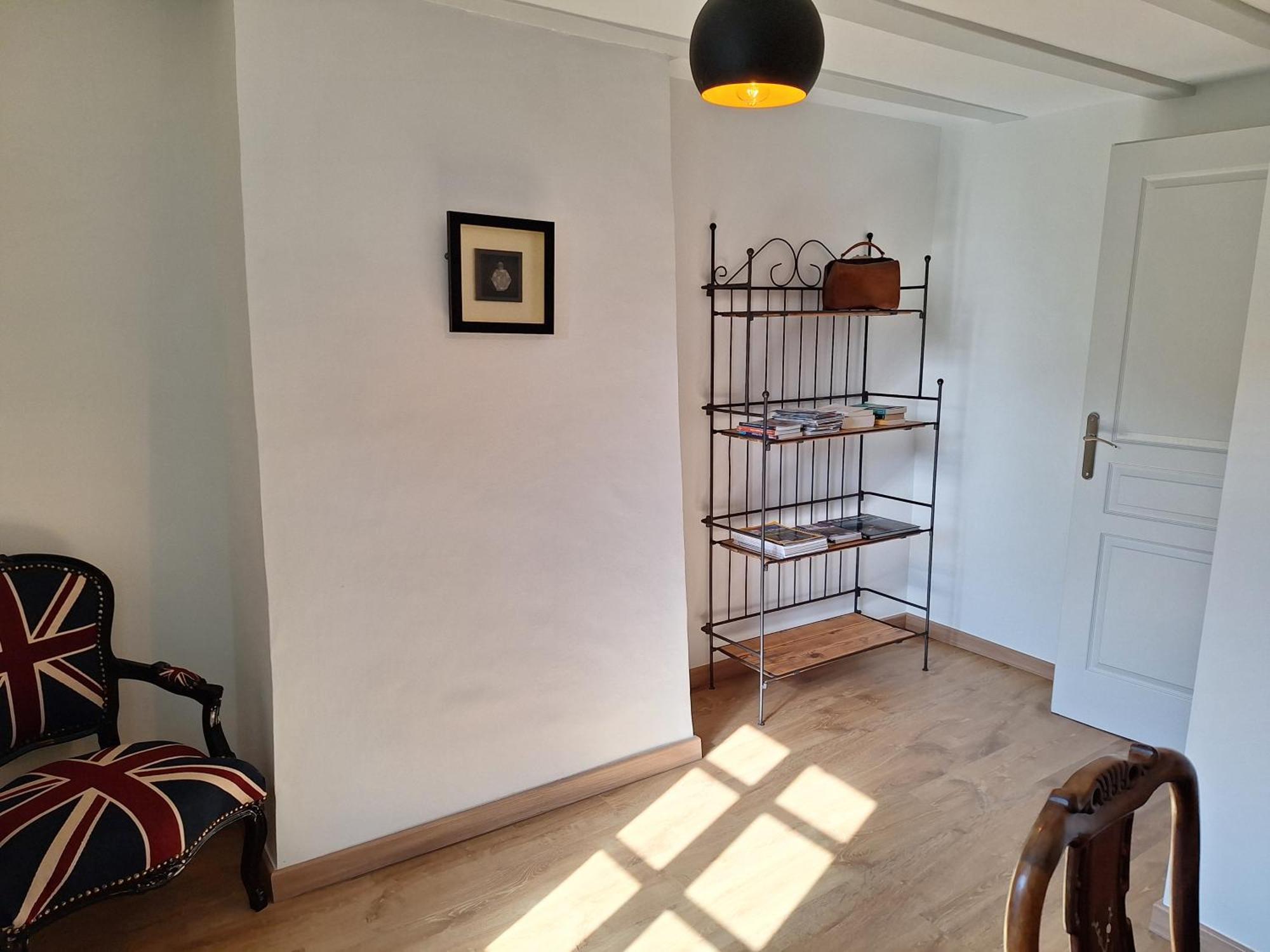 Maison Lesgarenia *